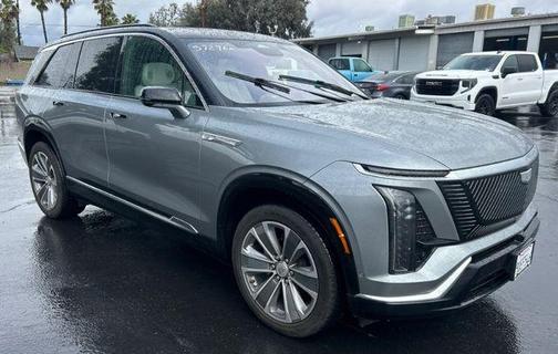 2026 Cadillac VISTIQ Luxury