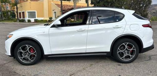 2022 Alfa Romeo Stelvio Ti