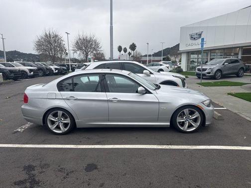 2011 BMW 335 i
