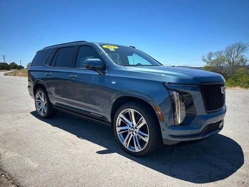 2025 Cadillac Escalade Sport Platinum