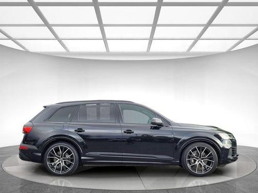 2021 Audi Q7 55 Prestige