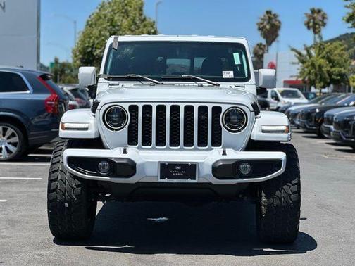 2023 Jeep Gladiator Overland