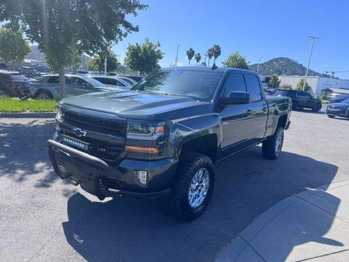 Graphite Metallic 2017 Chevrolet Silverado 1500 LT