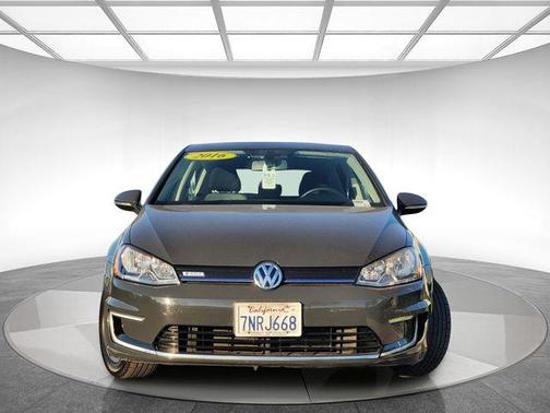 2016 Volkswagen e-Golf SE