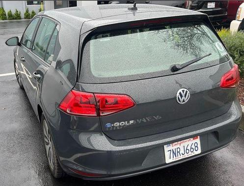 2016 Volkswagen e-Golf SE