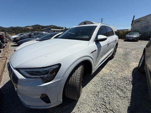 2021 Audi e-tron Premium