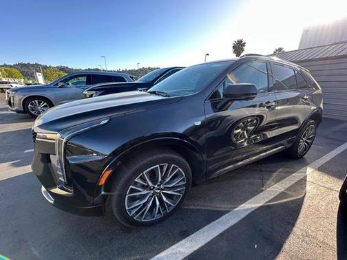 2024 Cadillac XT4 Sport