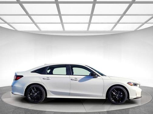 2025 Honda Civic Hybrid 