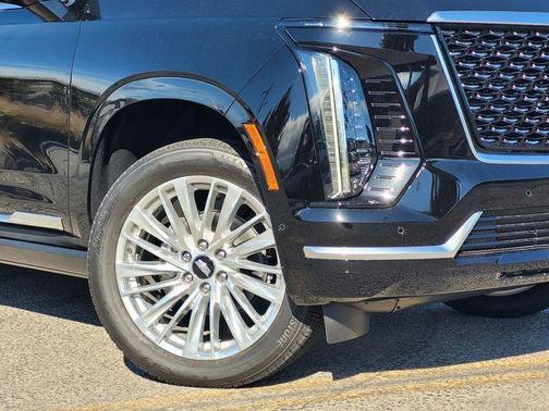 2025 Cadillac Escalade ESV Premium Luxury