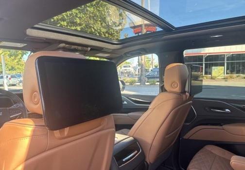2023 Cadillac Escalade Premium Luxury