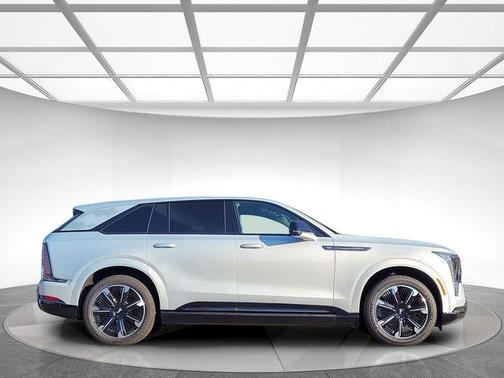 2025 Cadillac Escalade IQ Sport 1