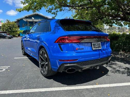 2023 Audi RS Q8 4.0T quattro