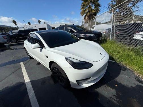 2022 Tesla Model 3 Long Range