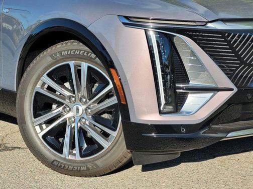 2026 Cadillac LYRIQ Premium Luxury