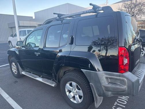 2010 Nissan Xterra S