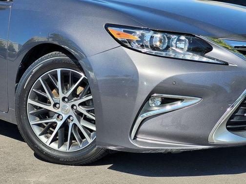 2016 Lexus ES 350 Base