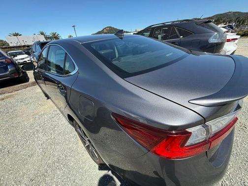 2016 Lexus ES 350 Base