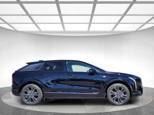 2025 Cadillac OPTIQ Sport