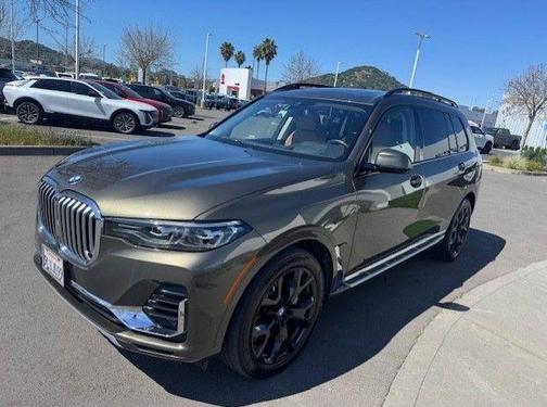 2022 BMW X7 xDrive40i