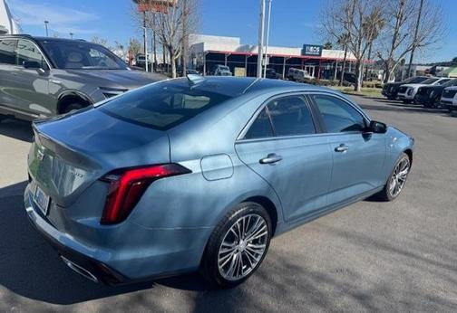 2023 Cadillac CT4 Premium Luxury