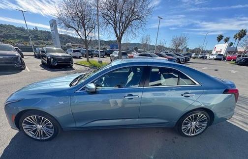 2023 Cadillac CT4 Premium Luxury