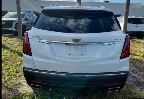 2022 Cadillac XT5 Luxury