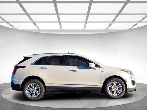 2022 Cadillac XT5 Luxury