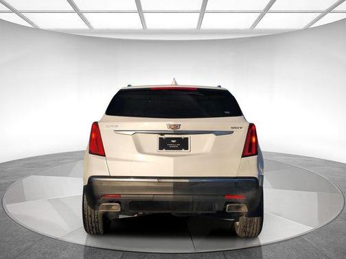 2022 Cadillac XT5 Luxury