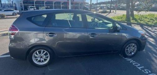 2015 Toyota Prius v Three