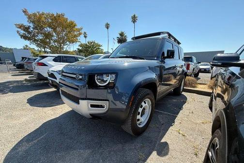 2023 Land Rover Defender 110 Standard
