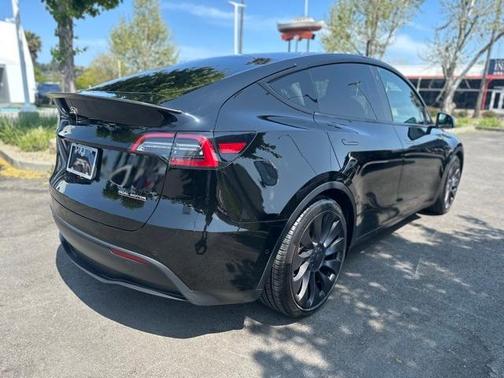 2021 Tesla Model Y Performance