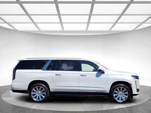 Crystal White Tri-Coat 2022 Cadillac Escalade ESV Premium Luxury Platinum