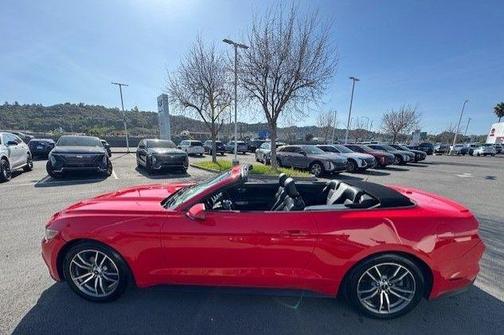 2017 Ford Mustang EcoBoost Premium