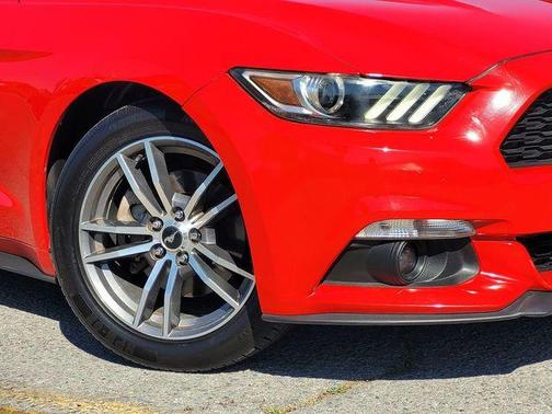 2017 Ford Mustang EcoBoost Premium
