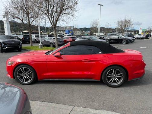 2017 Ford Mustang EcoBoost Premium