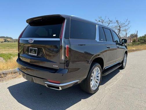 2024 Cadillac Escalade ESV Luxury