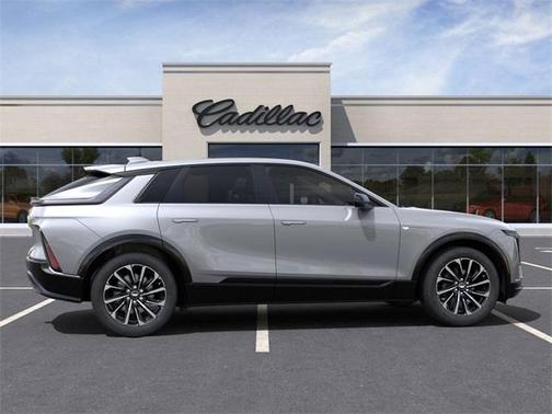 2025 Cadillac LYRIQ Sport