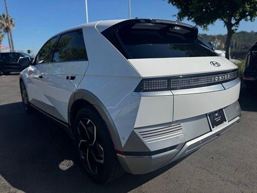 2024 Hyundai IONIQ 5 Limited