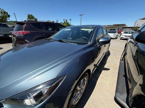 2015 Mazda Mazda3 i Grand Touring