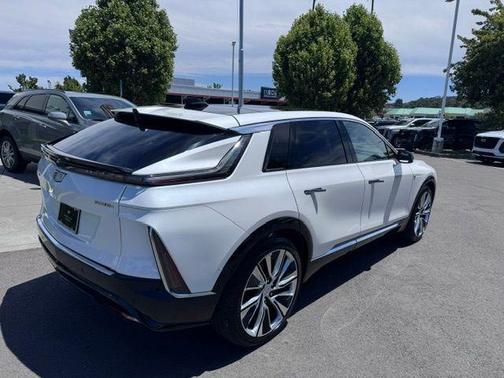 Crystal White Tri-Coat 2025 Cadillac LYRIQ Luxury