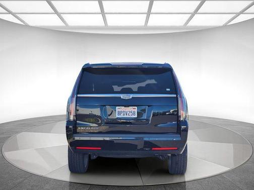 2020 Cadillac Escalade Platinum