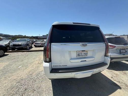 2018 Cadillac Escalade ESV Premium Luxury
