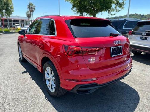 2024 Audi Q3 45 S line Premium