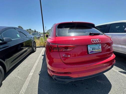 2024 Audi Q3 45 S line Premium