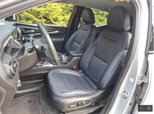 2022 Chevrolet Bolt EUV LT