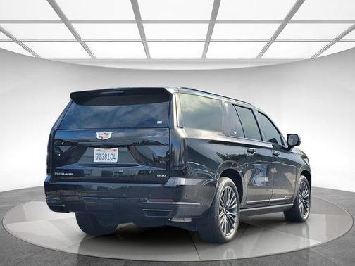 2025 Cadillac Escalade ESV Sport Platinum