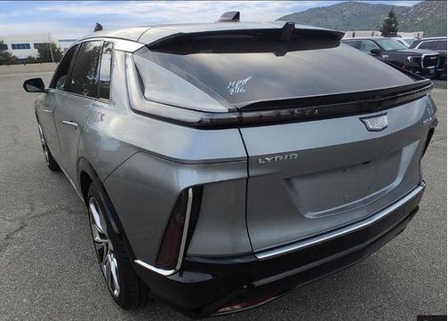 2024 Cadillac LYRIQ Luxury