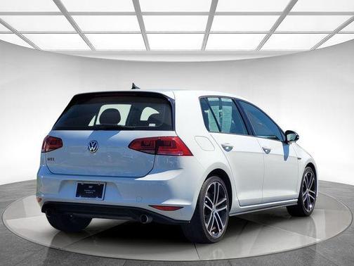 2017 Volkswagen Golf GTI Sport 4-Door