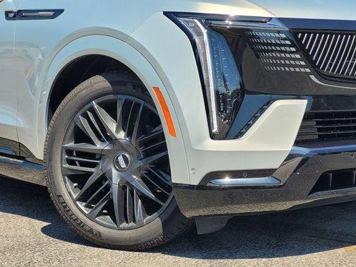 2025 Cadillac Escalade IQ Sport 2