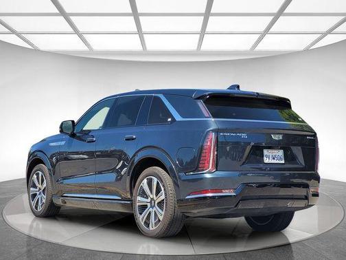 Deep 2025 Cadillac Escalade IQ Luxury 2